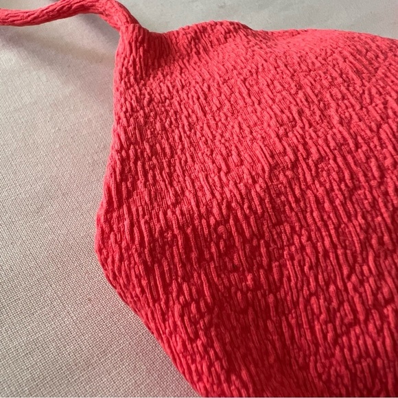 Vix by Paula Hermanny Firenze Erin Knot Top in Coral - Picture 9 of 16